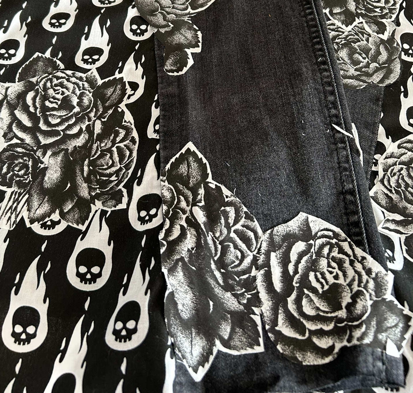 Midnight Rose - Outlaw flares