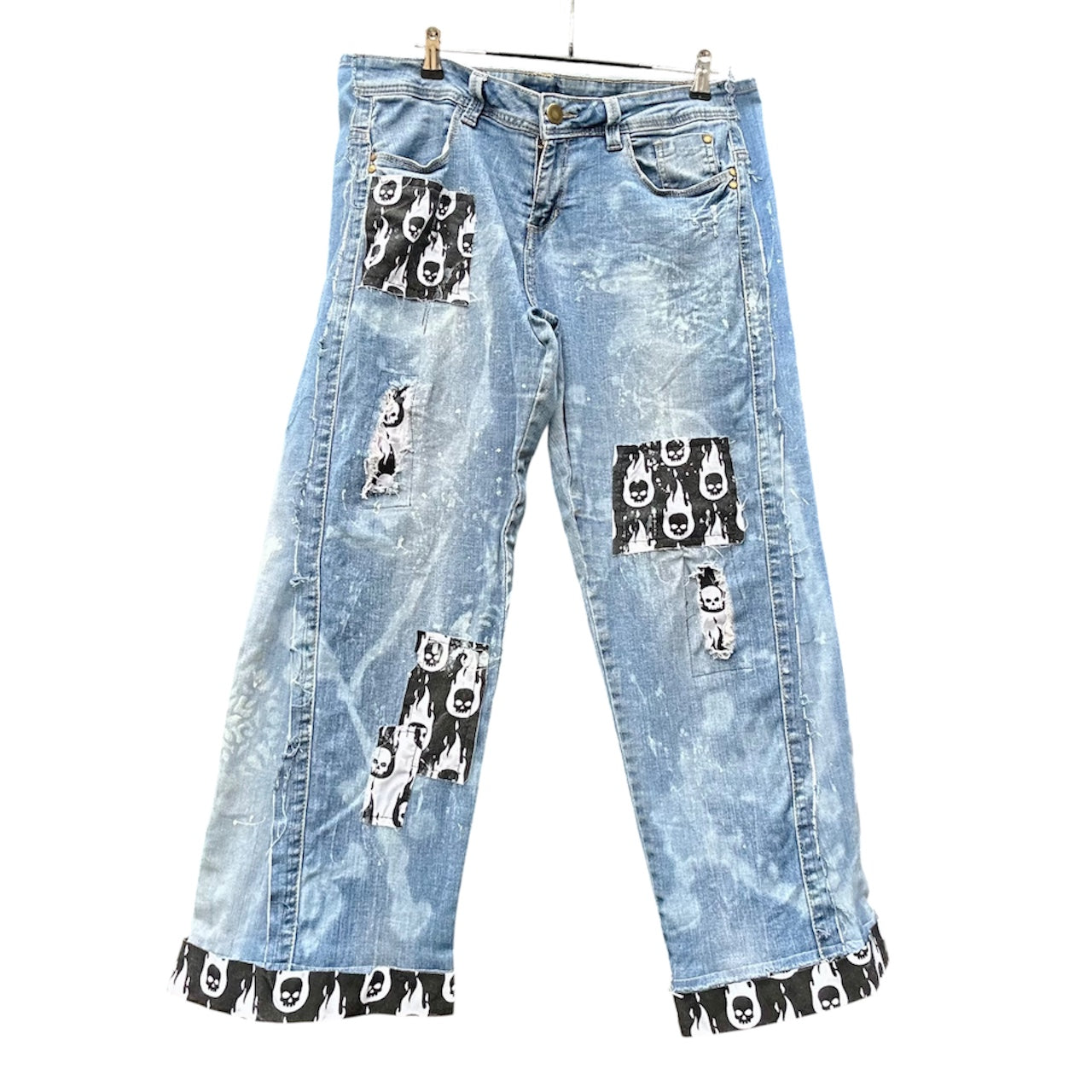 Custom Jeans with skulls